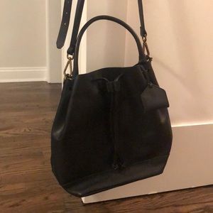 Madewell Bucket Bag in Black